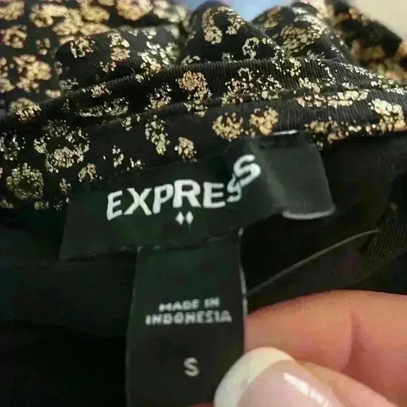 Express Animal Print Top NWT - Picture 5 of 6